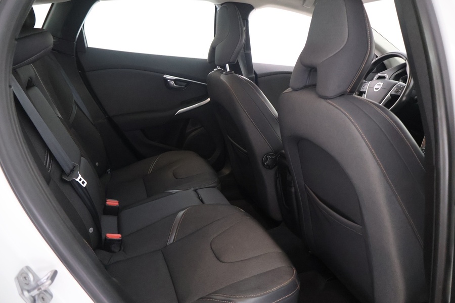 Volvo V40 Cross Country vaihtoauto