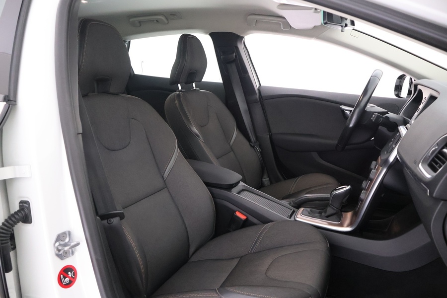 Volvo V40 Cross Country vaihtoauto