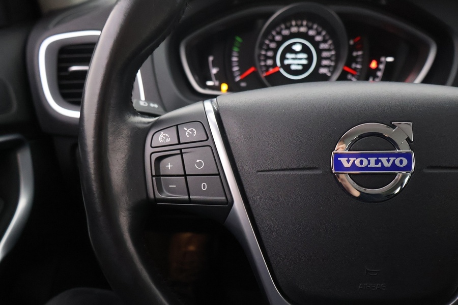 Volvo V40 Cross Country vaihtoauto