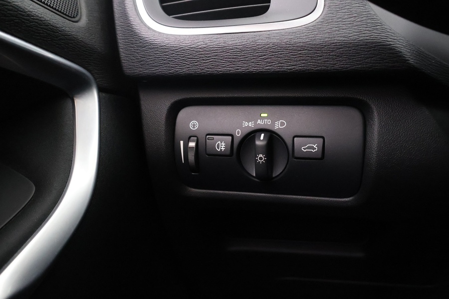 Volvo V40 Cross Country vaihtoauto