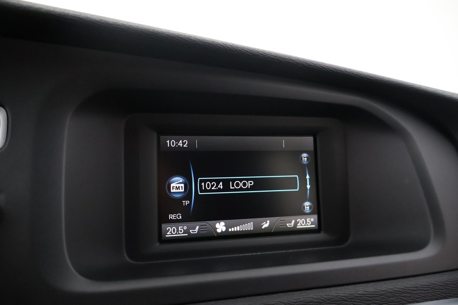 Volvo V40 Cross Country vaihtoauto