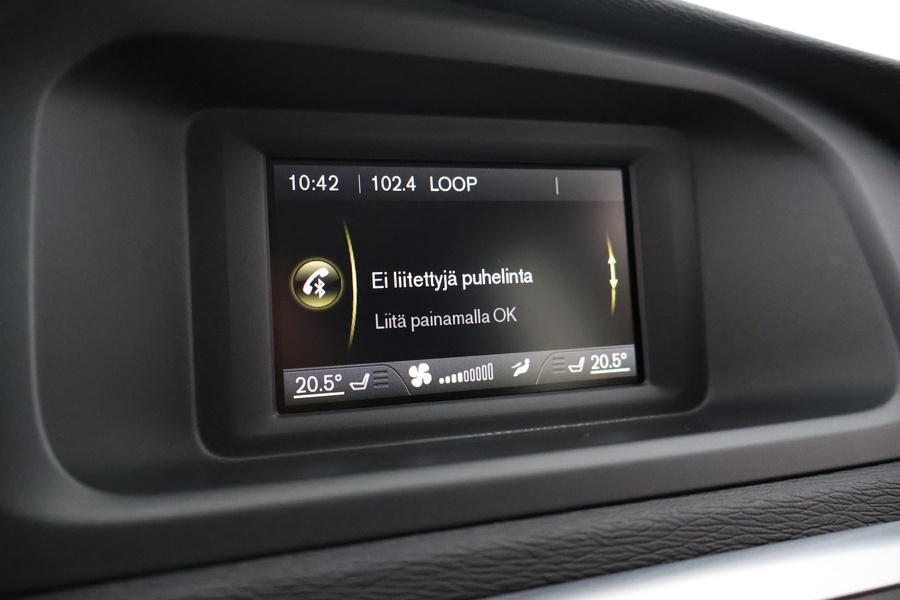 Volvo V40 Cross Country vaihtoauto