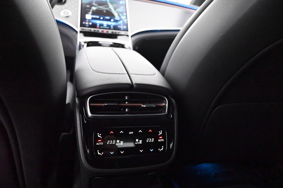 Mercedes-Benz EQE vaihtoauto