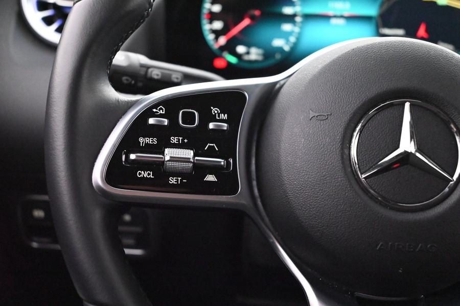 Mercedes-Benz EQA vaihtoauto