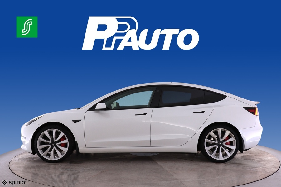 Tesla Model 3 vaihtoauto