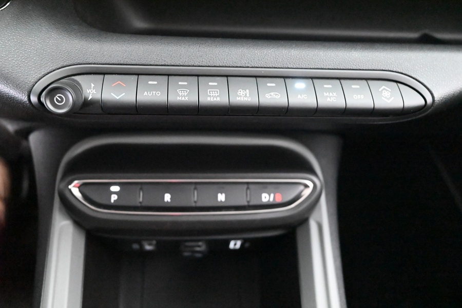 Jeep Avenger vaihtoauto