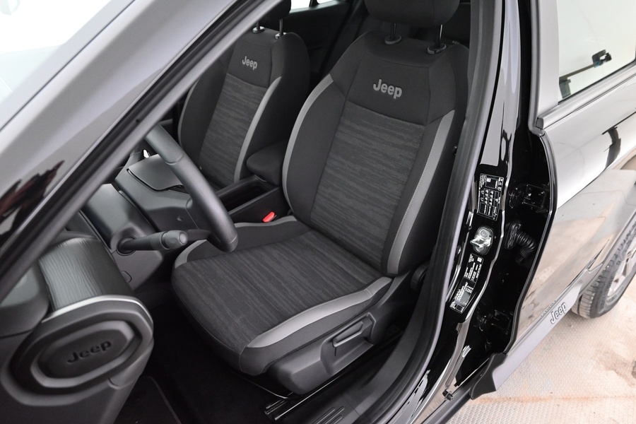 Jeep Avenger vaihtoauto