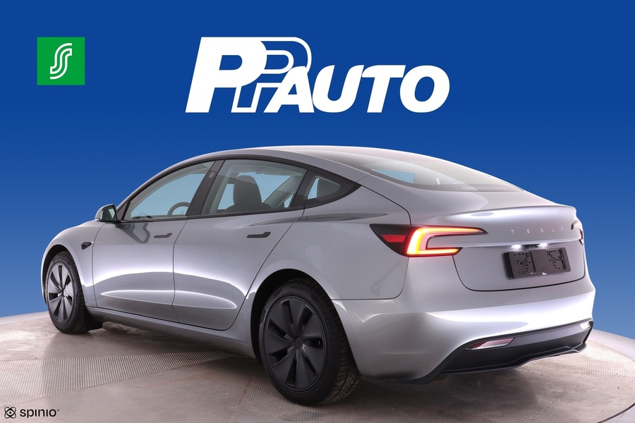 Tesla Model 3 vaihtoauto