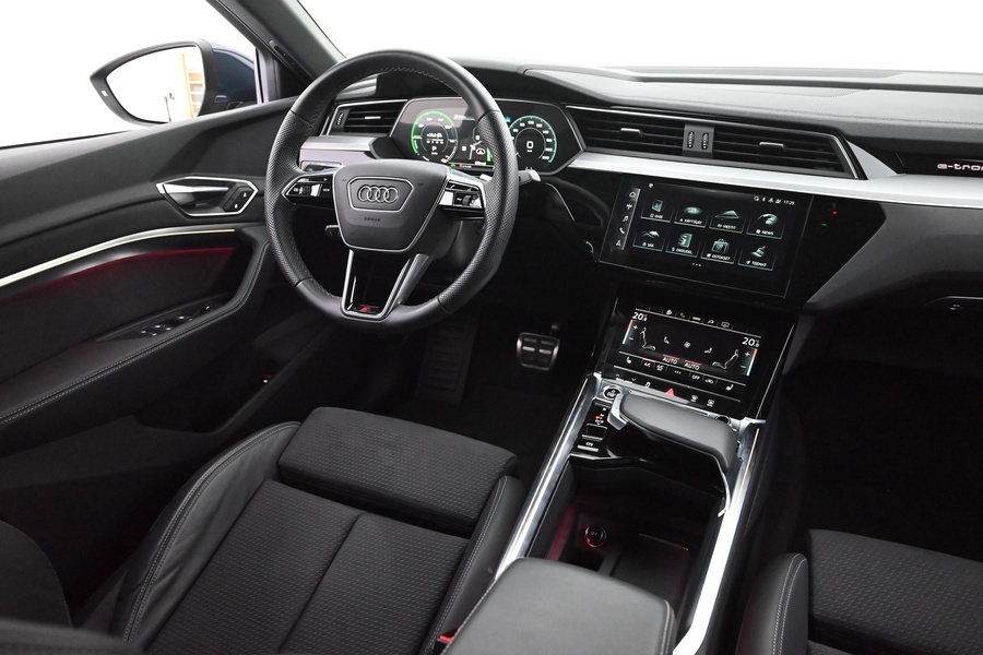 Audi Q8 e-tron vaihtoauto