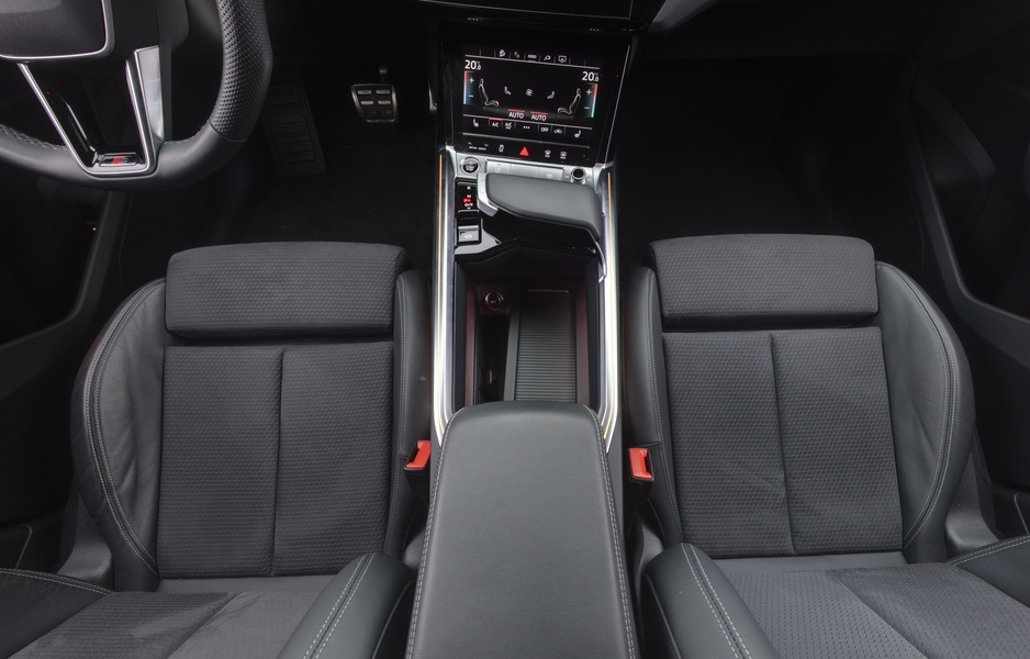 Audi Q8 e-tron vaihtoauto