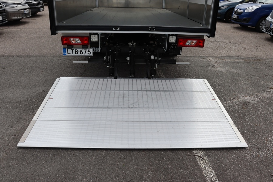 Ford Transit vaihtoauto