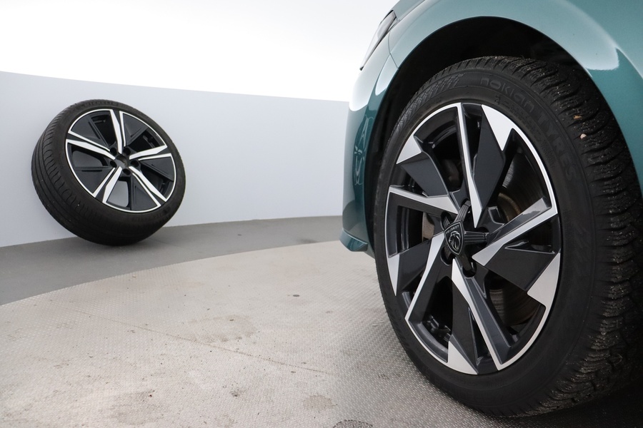 Peugeot 308 vaihtoauto