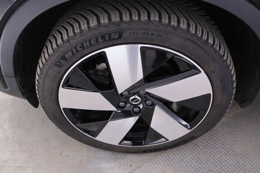 Volvo C40 vaihtoauto