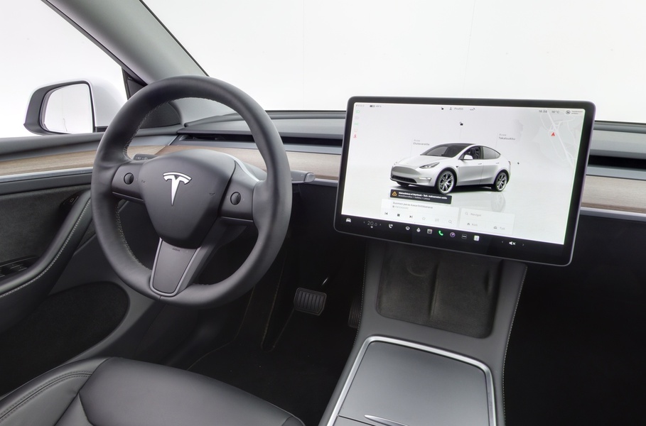 Tesla Model Y vaihtoauto