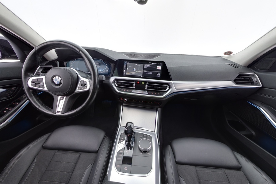 BMW 330 vaihtoauto