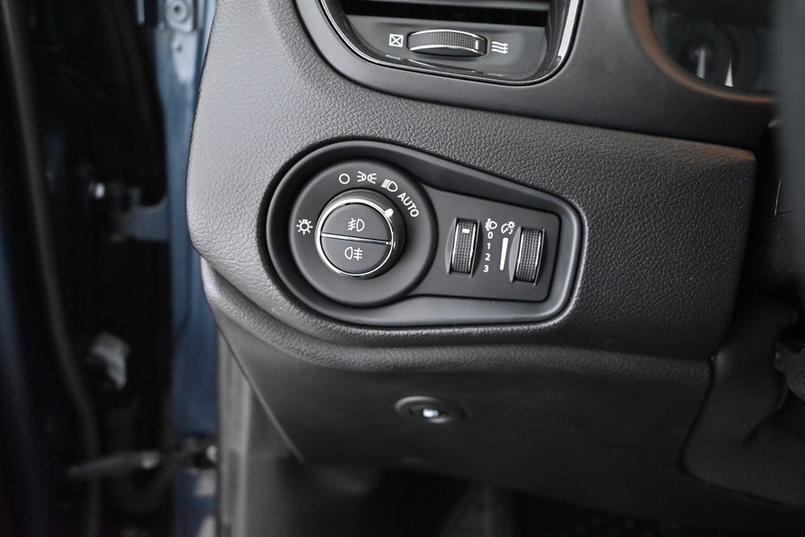 Jeep Renegade vaihtoauto