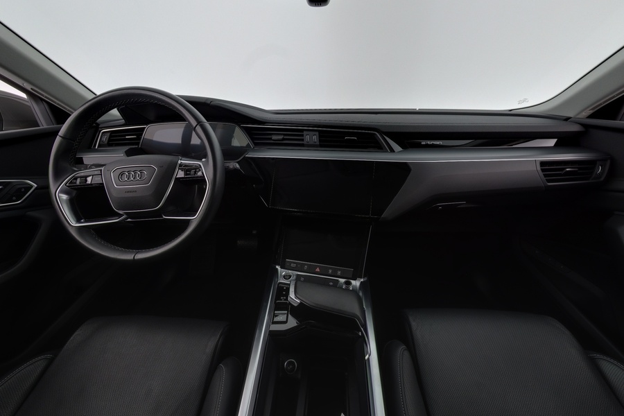 Audi Q8 e-tron vaihtoauto