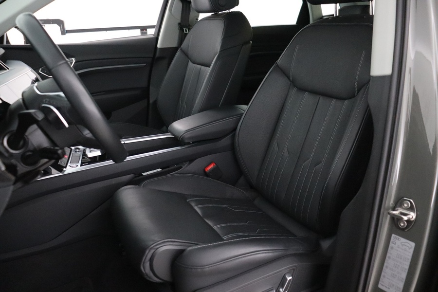 Audi Q8 e-tron vaihtoauto