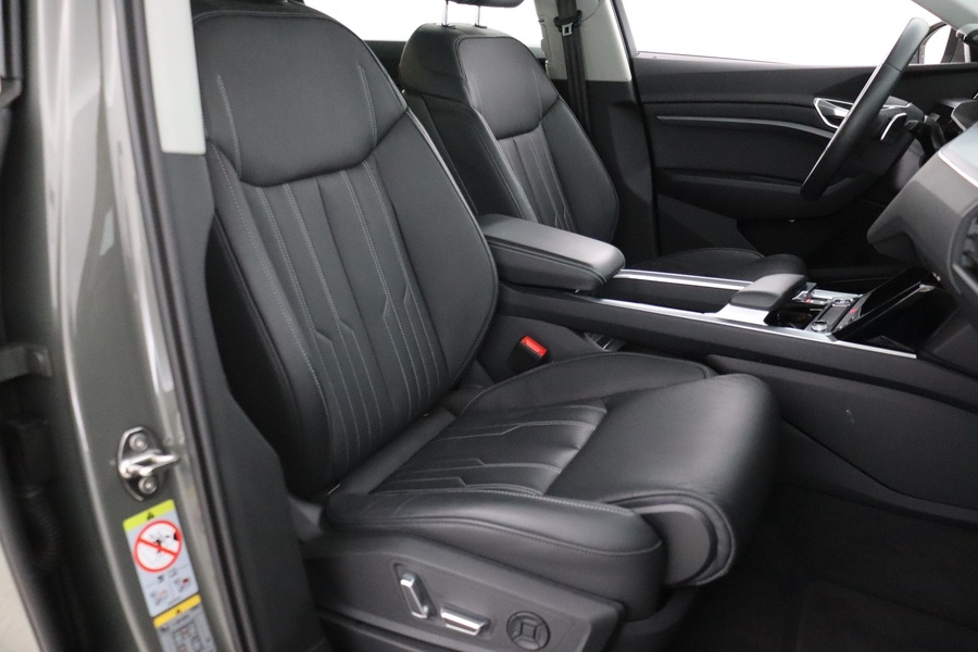 Audi Q8 e-tron vaihtoauto