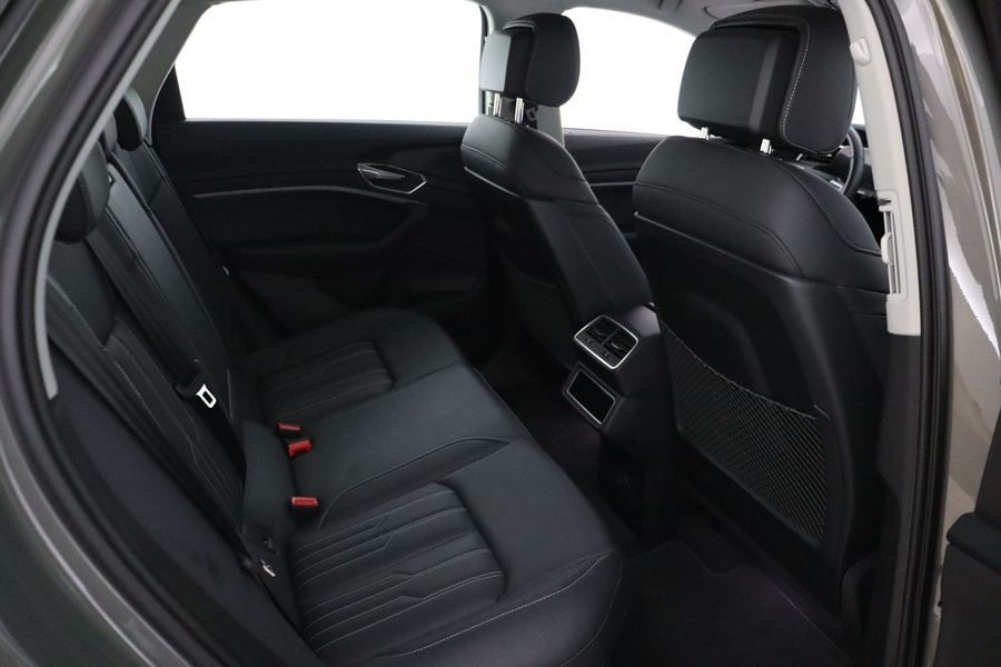 Audi Q8 e-tron vaihtoauto