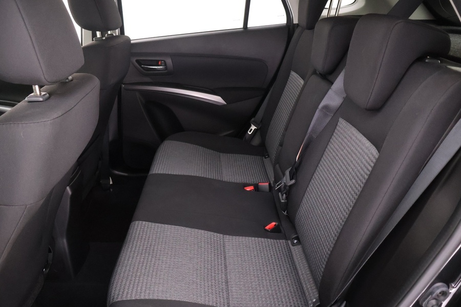 Suzuki S-Cross vaihtoauto