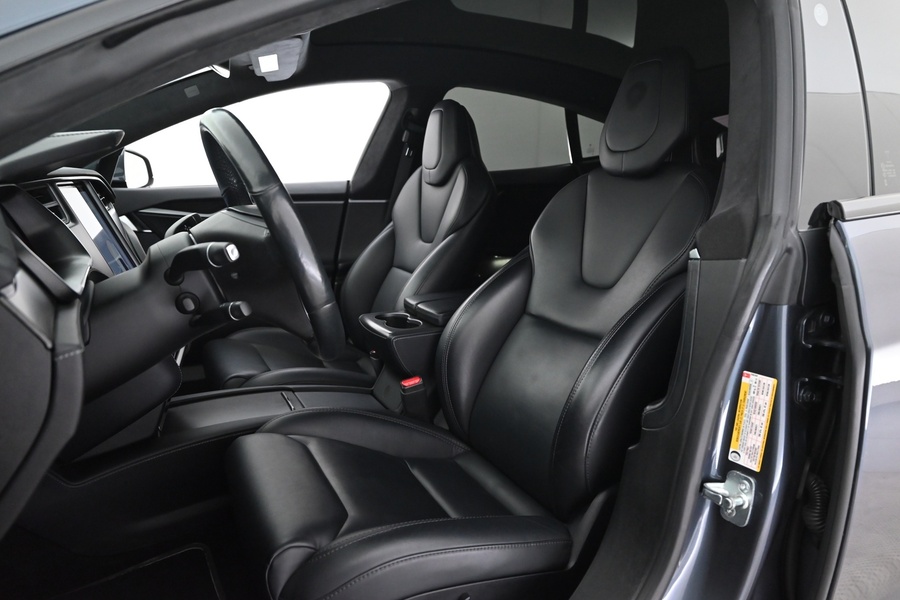 Tesla Model S vaihtoauto