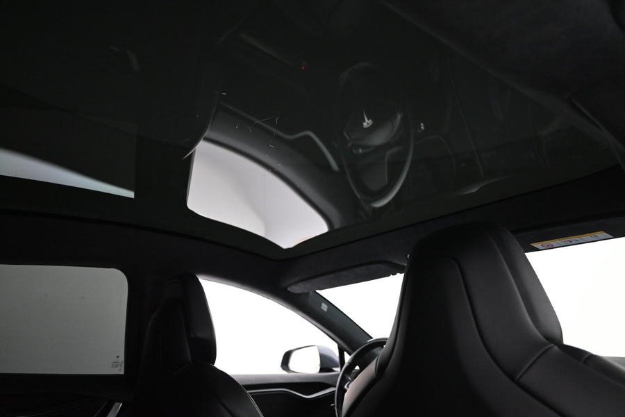 Tesla Model S vaihtoauto