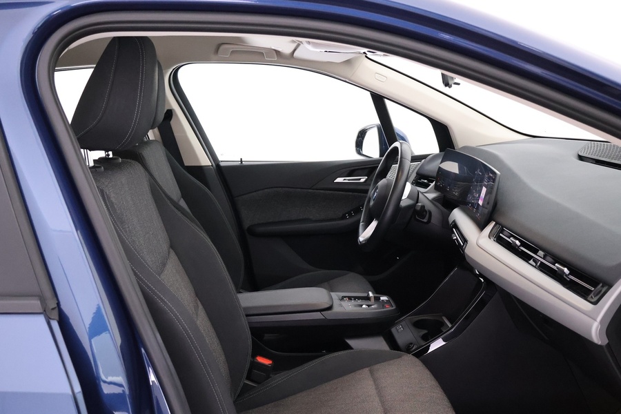 BMW 225 vaihtoauto