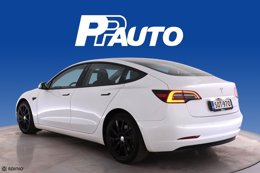 Tesla Model 3 vaihtoauto