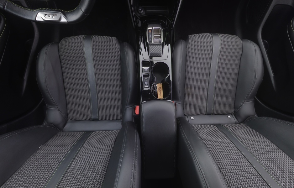 Peugeot e-208 vaihtoauto