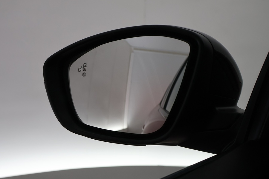 Peugeot e-208 vaihtoauto