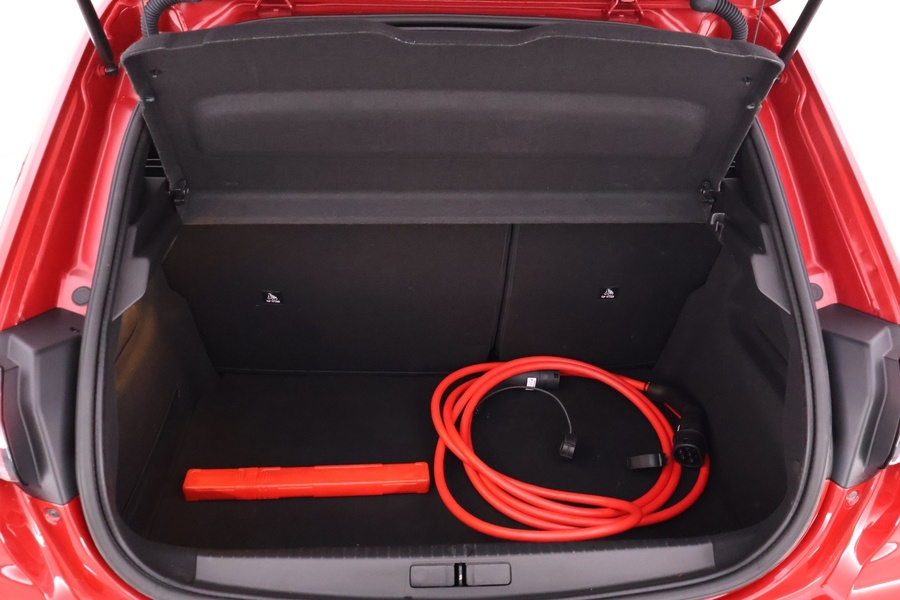 Peugeot e-208 vaihtoauto