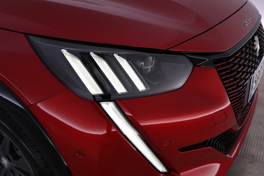 Peugeot e-208 vaihtoauto