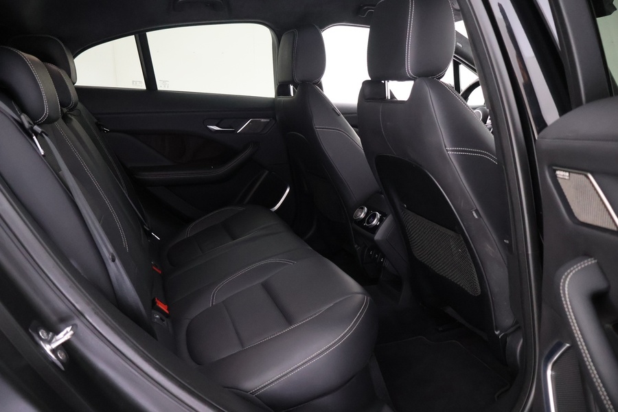 Jaguar I-PACE vaihtoauto