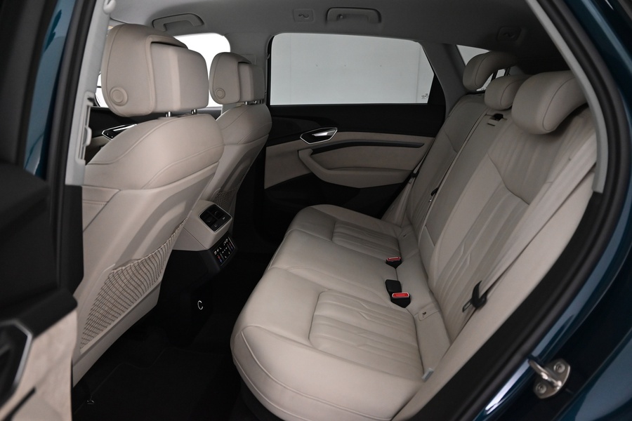 Audi e-tron vaihtoauto