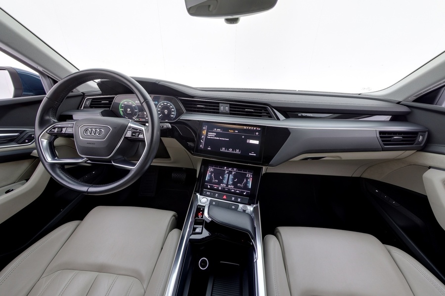 Audi e-tron vaihtoauto