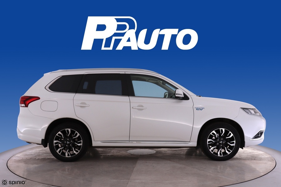 Mitsubishi Outlander PHEV vaihtoauto