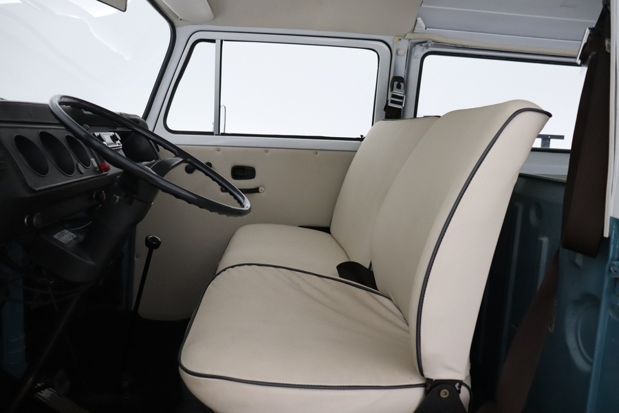 Volkswagen Kleinbus vaihtoauto