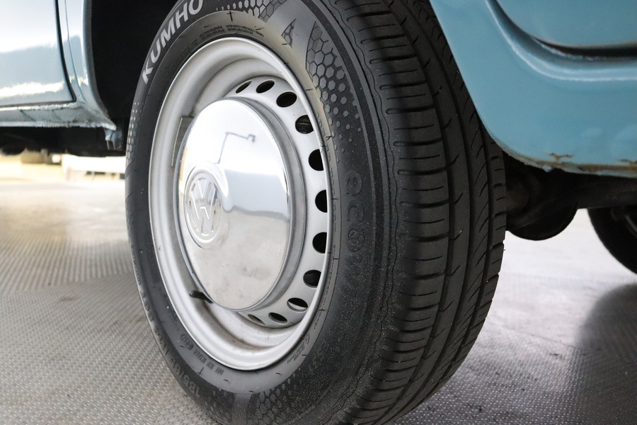 Volkswagen Kleinbus vaihtoauto