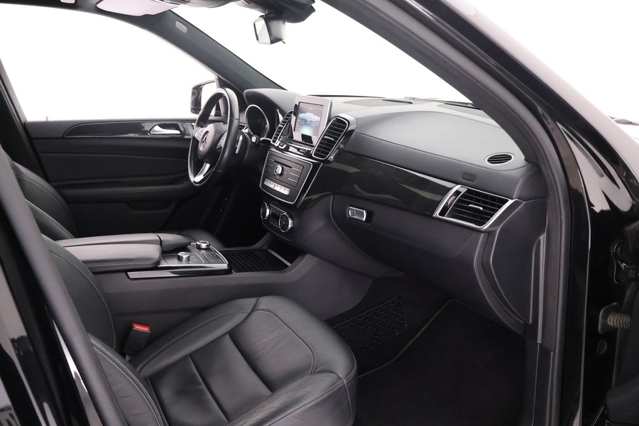 Mercedes-Benz GLS vaihtoauto