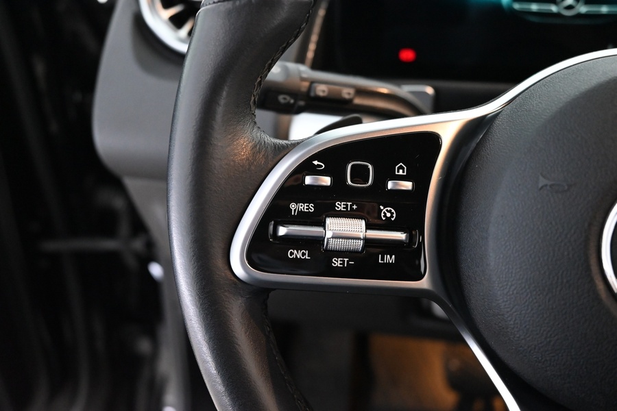 Mercedes-Benz GLB vaihtoauto