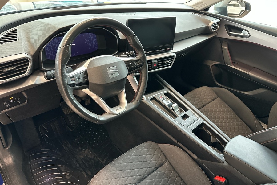SEAT Leon Sportstourer vaihtoauto