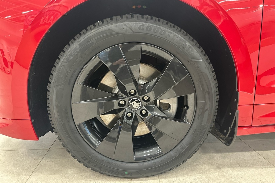 Skoda Enyaq vaihtoauto