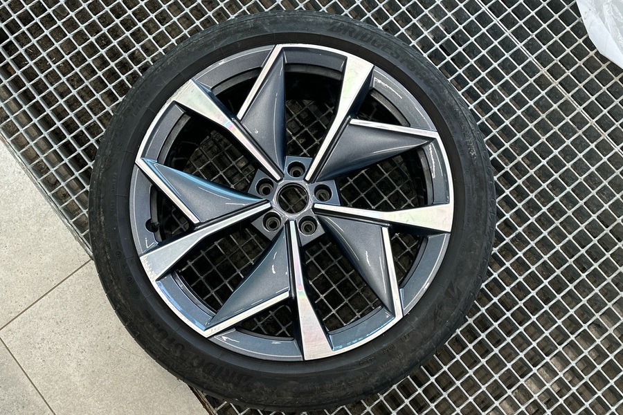 Skoda Enyaq vaihtoauto