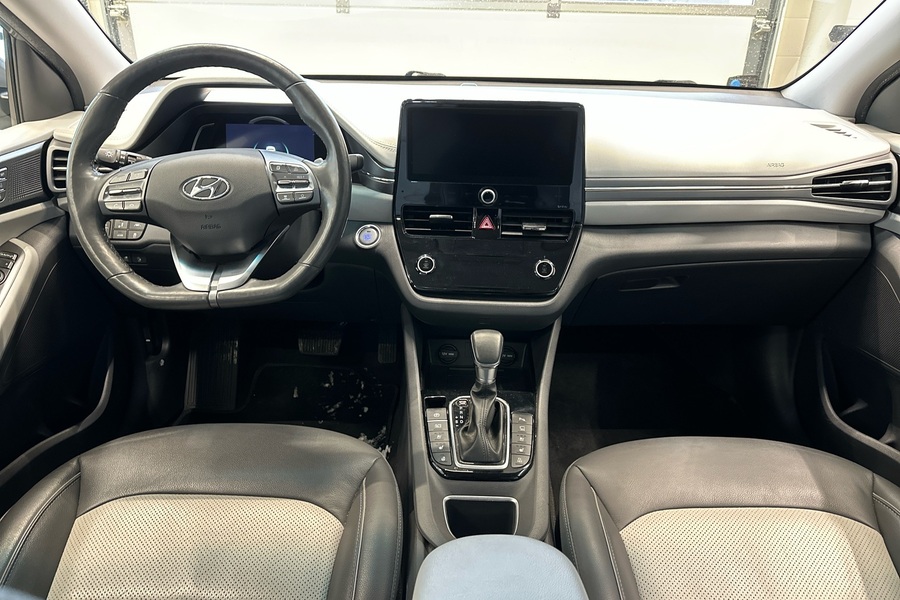 Hyundai IONIQ plug-in vaihtoauto