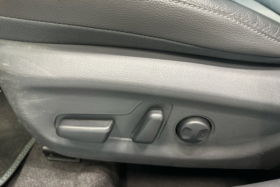 Hyundai IONIQ plug-in vaihtoauto