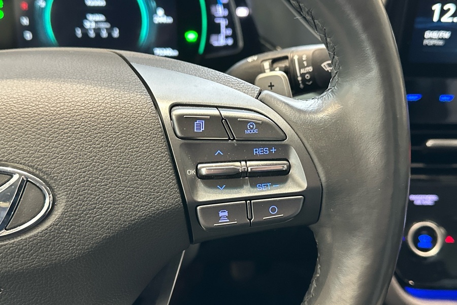 Hyundai IONIQ plug-in vaihtoauto