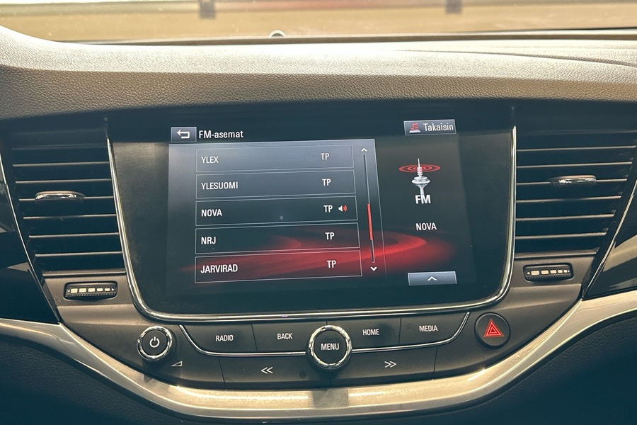 Opel Astra vaihtoauto