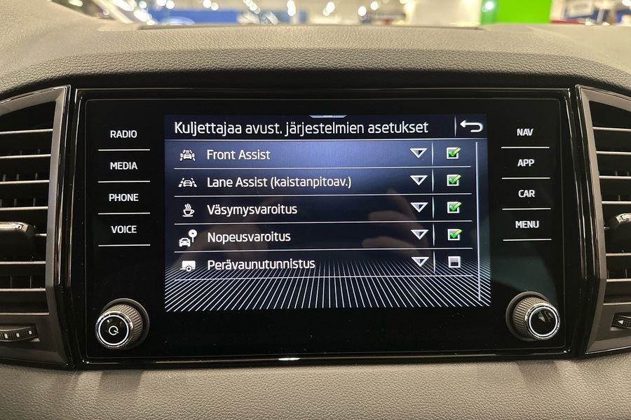 Skoda Karoq vaihtoauto