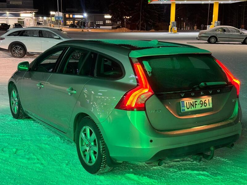 Volvo V60 vaihtoauto